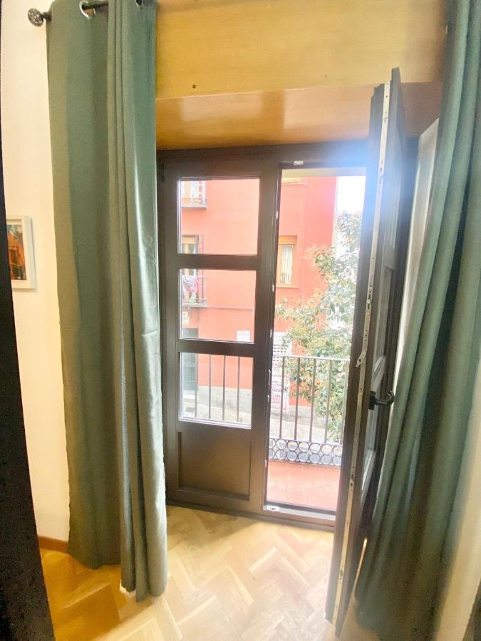Centro Barrio Embajadores 01 Мадрид Екстер'єр фото